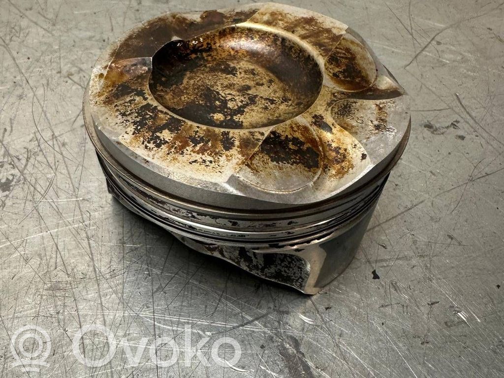BMW 3 E90 E91 Piston 
