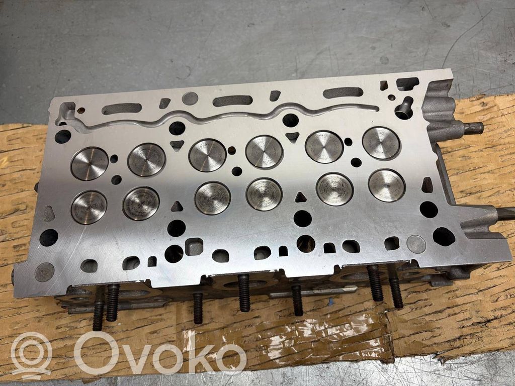 Engine head   0594BP