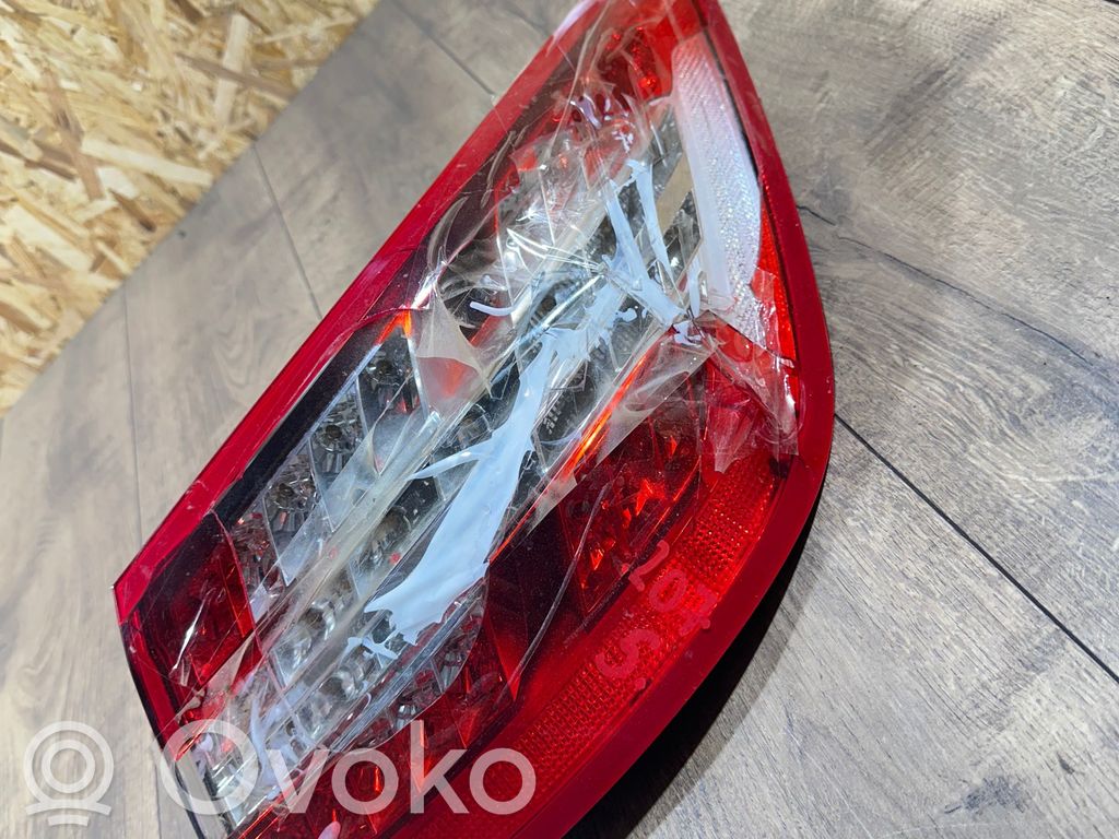 Lampa tylna   A2079060258,542022,780004
