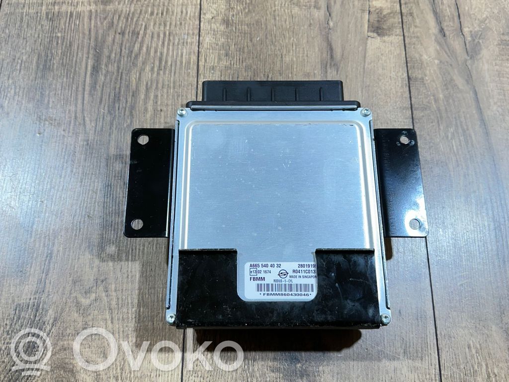 SsangYong Rodius Engine control unit/module 