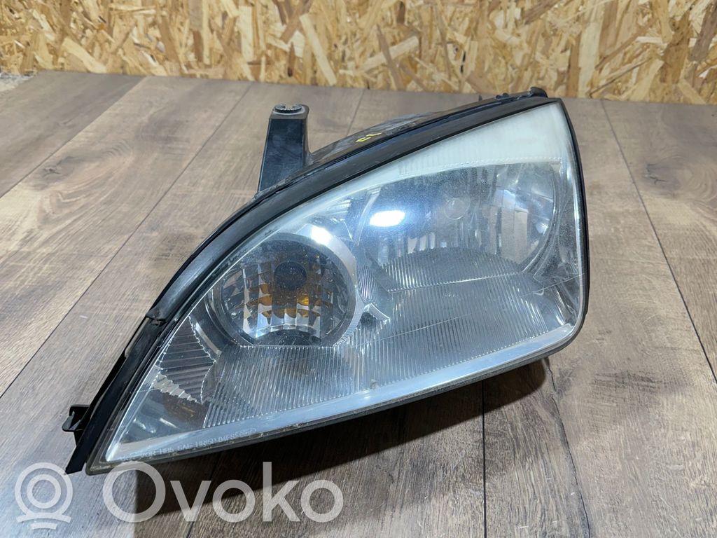 Ford Focus Priekšējais lukturis 