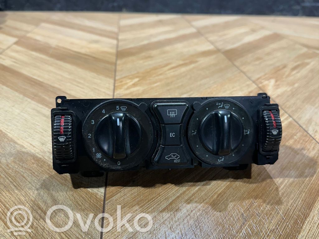 Mercedes-Benz CLK A208 C208 Climate control unit 