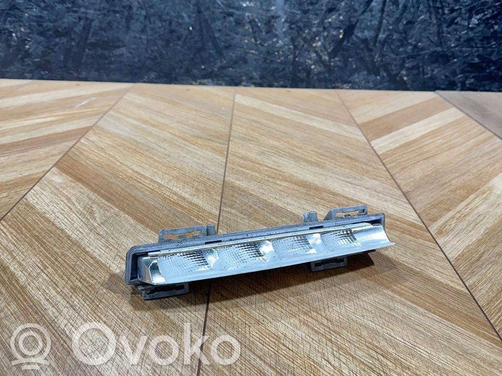 Mercedes-Benz C W204 Lampa LED do jazdy dziennej 