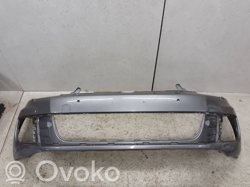 Volkswagen Golf VI Front bumper 