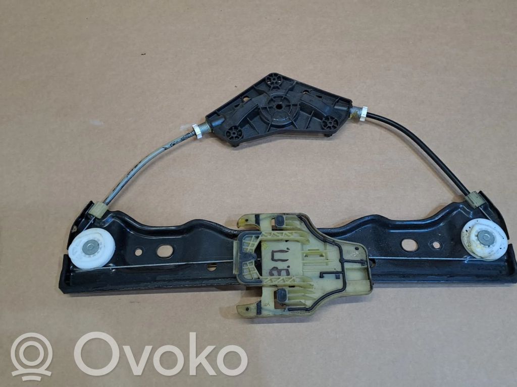 Mechanizm podnoszenia szyby tylnej bez silnika   923771102