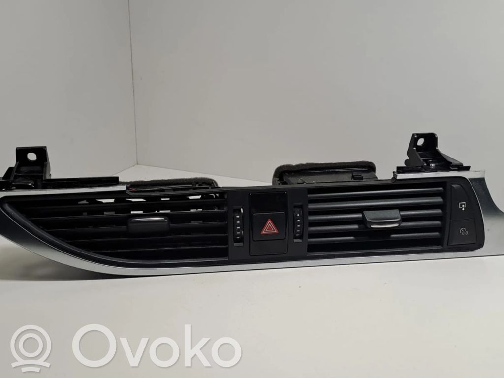 Audi A6 S6 C7 4G Dysze / Kratki środkowego nawiewu deski rozdzielczej 