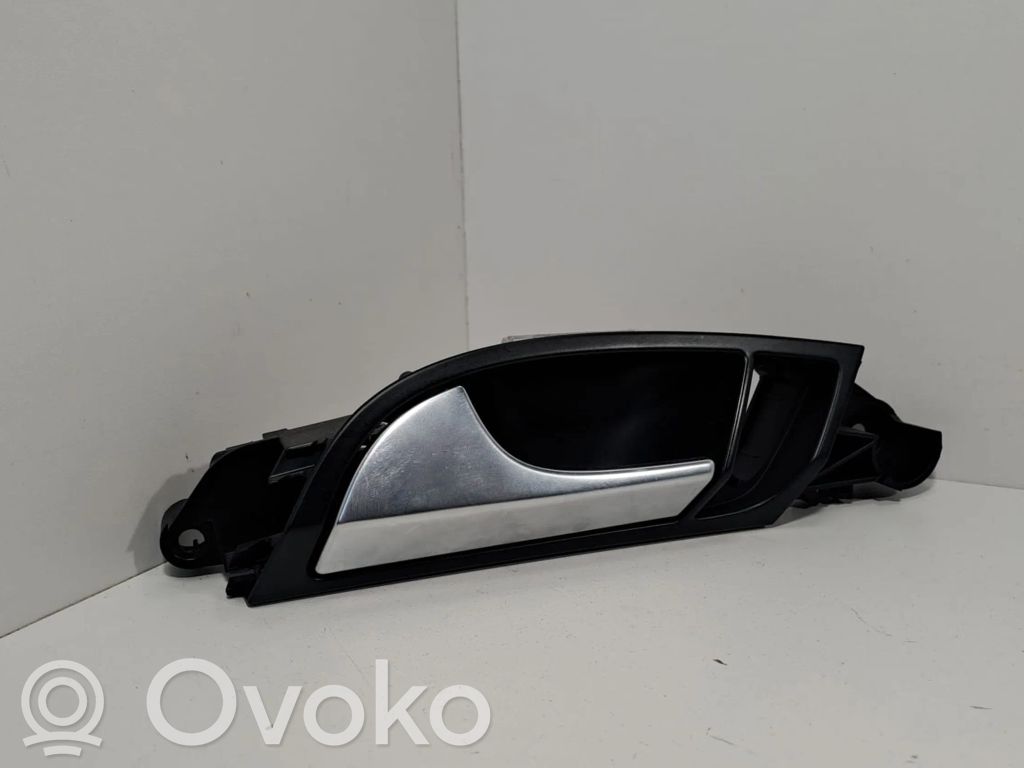 Audi Q7 4L Manecilla interna puerta trasera 