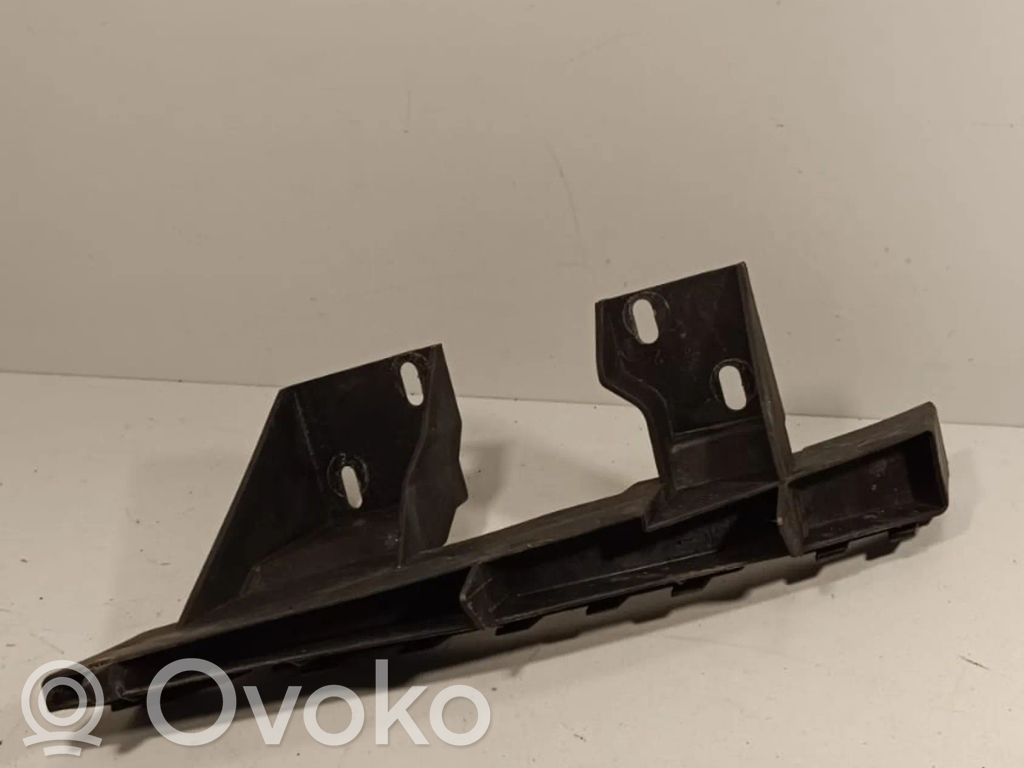 Audi Q7 4L Front bumper mounting bracket 