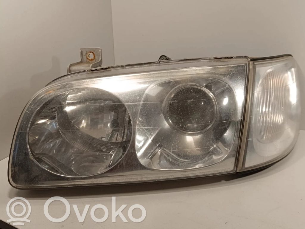 Hyundai Trajet Scheinwerfer 