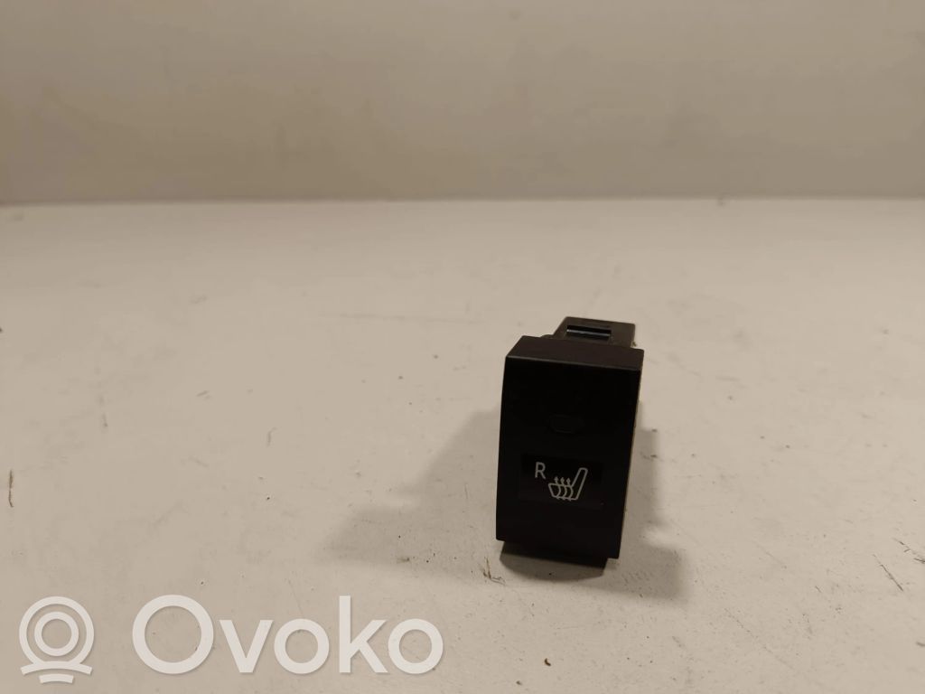 KIA Sorento Seat heating switch 