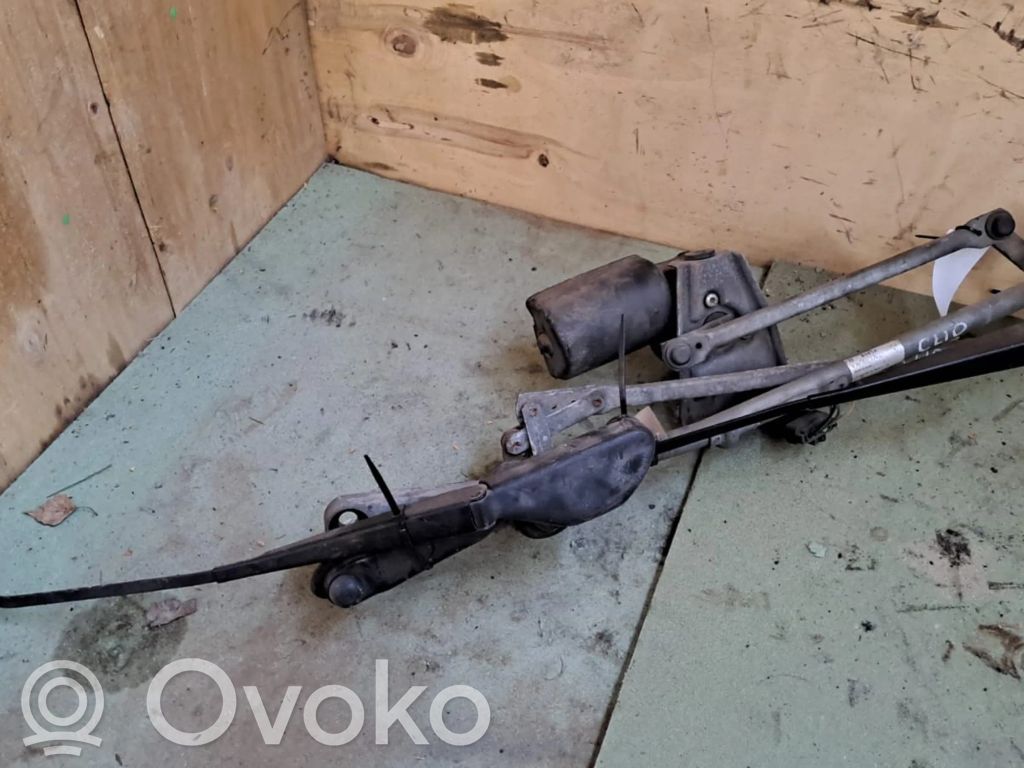 Renault Clio II Etupyyhkimen vivusto ja moottori 