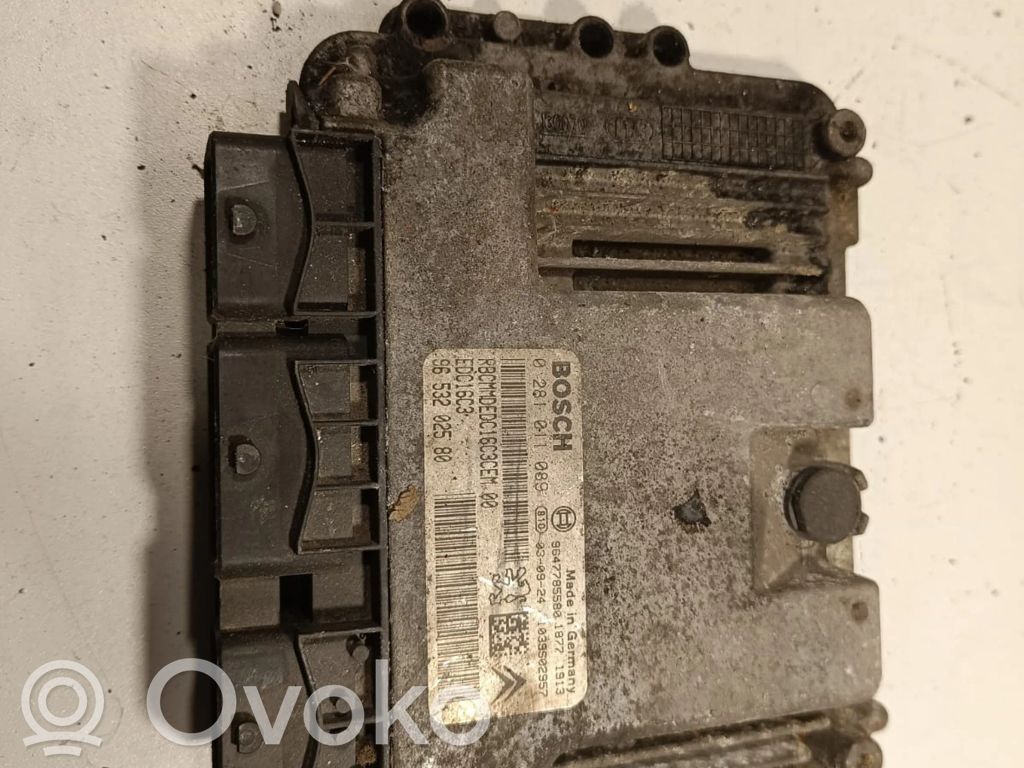 Peugeot 206 Engine control unit/module 