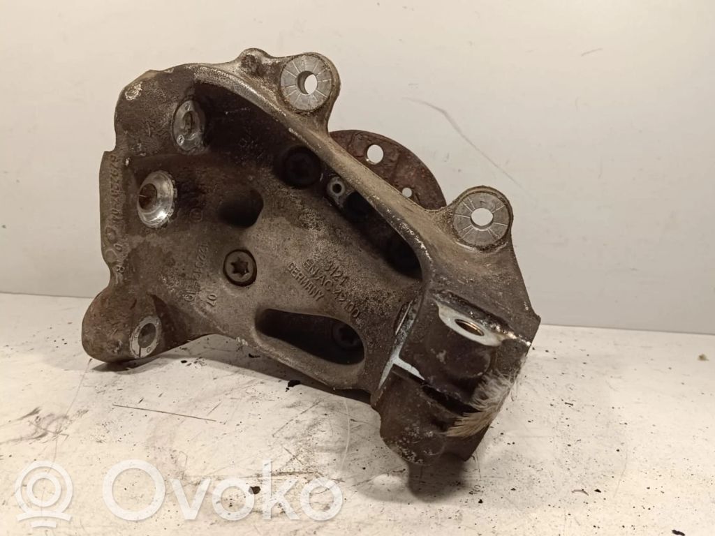 BMW 3 F30 F35 F31 Priekšējā riteņa rumbas vārpstas šarnīrs (stupica, capfa) 