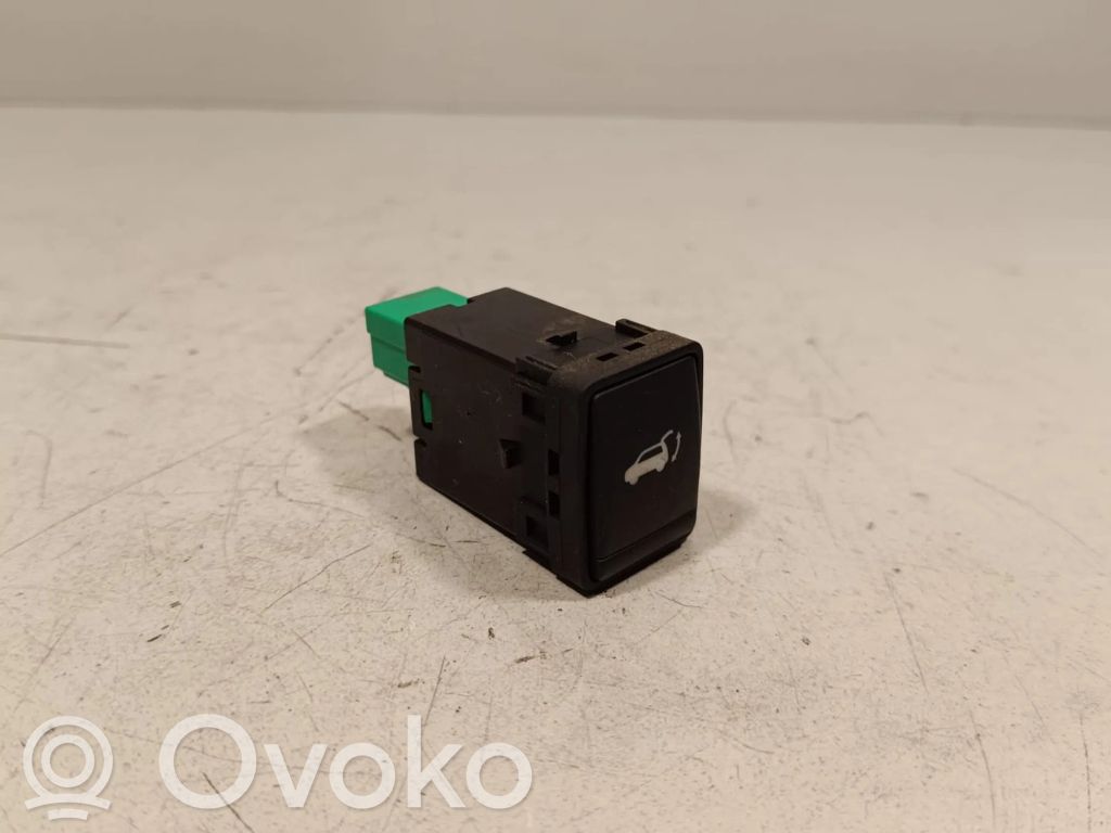 Tailgate/boot open switch button   2610A,80408F