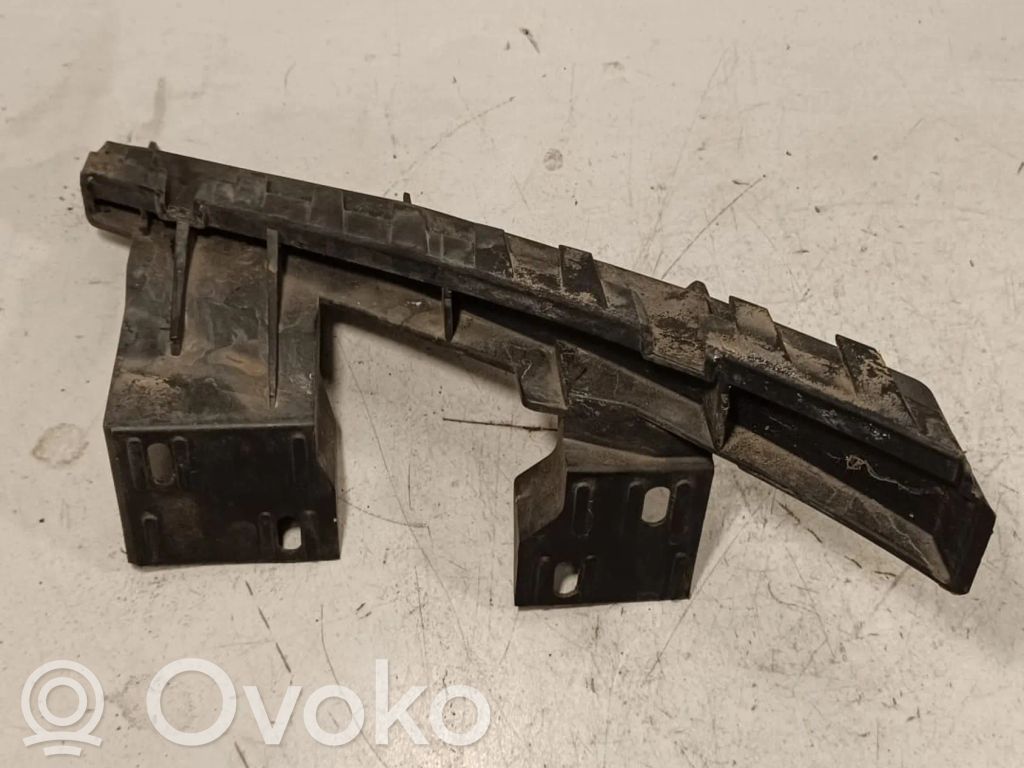 Audi Q7 4L Front bumper mounting bracket 
