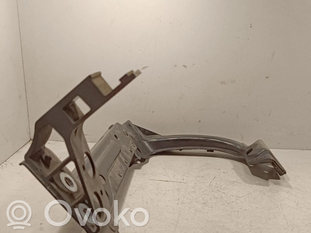 Headlight/headlamp mounting bracket   5000843