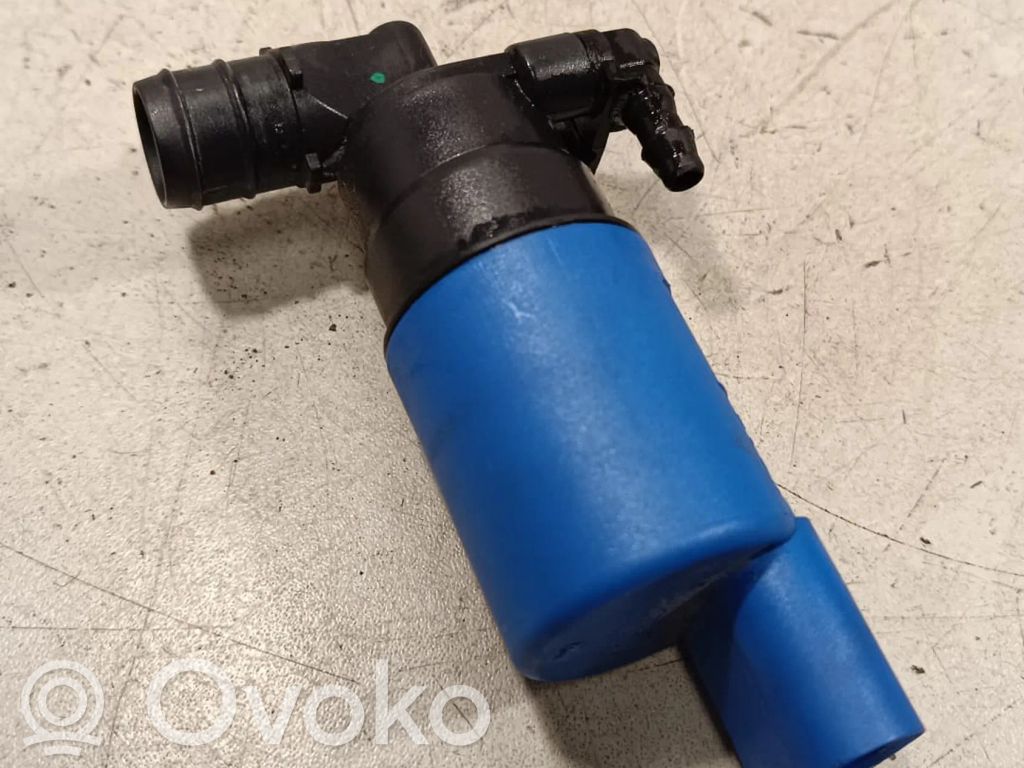 Jaguar XE Windscreen/windshield washer pump 
