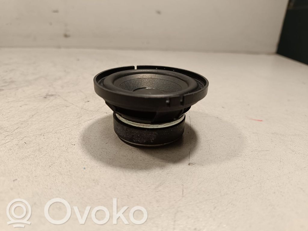 Altavoz del panel   65136938657,6513693865701