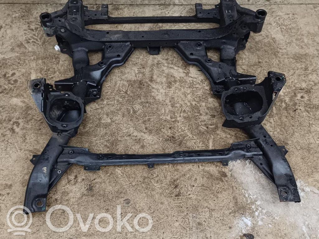 BMW X5 E70 Front subframe 