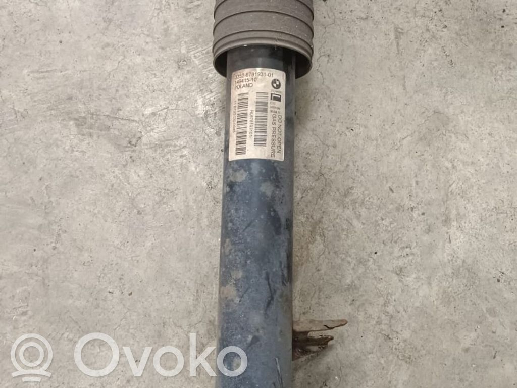 BMW X5 E70 Aizmugurē amortizators 