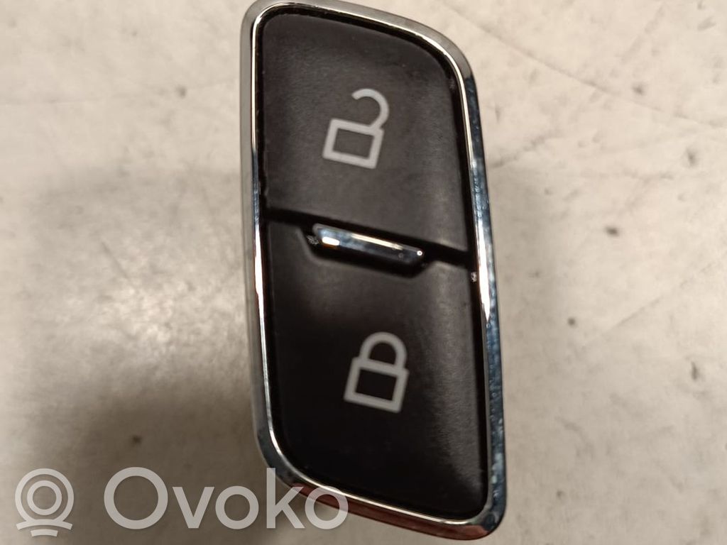 Ford Kuga II Central locking switch button 