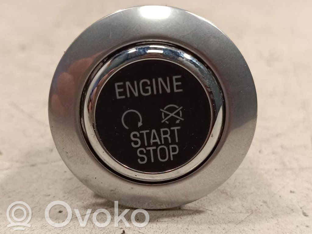 Ford Kuga II Engine start stop button switch 