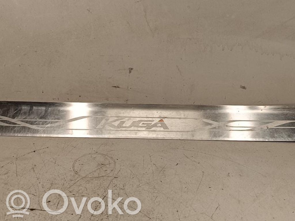 Ford Kuga II Listwa progowa przednia 
