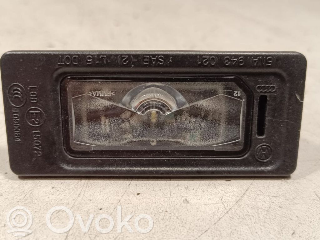 Audi Q7 4M Éclairage de plaque d'immatriculation 