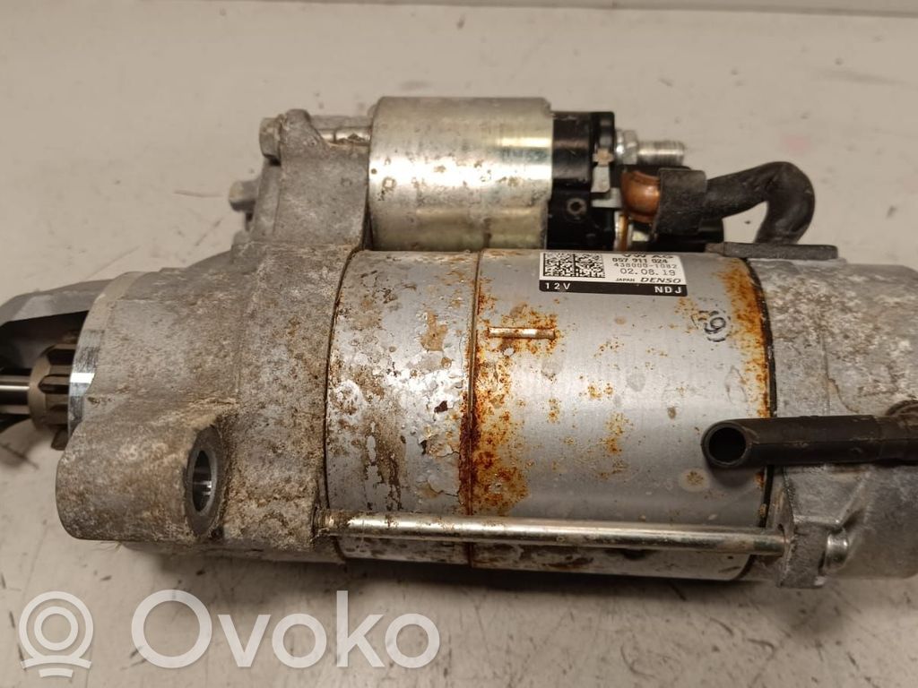 Motor de arranque   057911024,4380001082