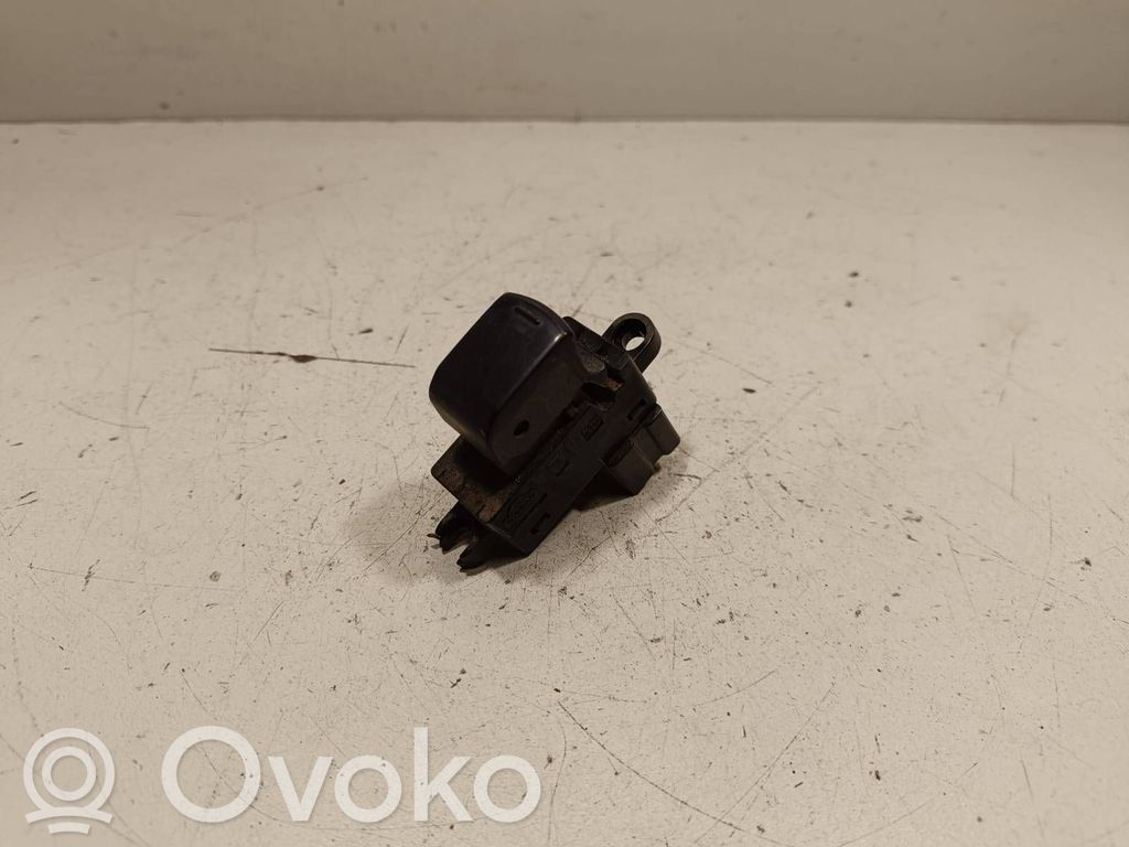 Nissan Navara D40 Electric window control switch 