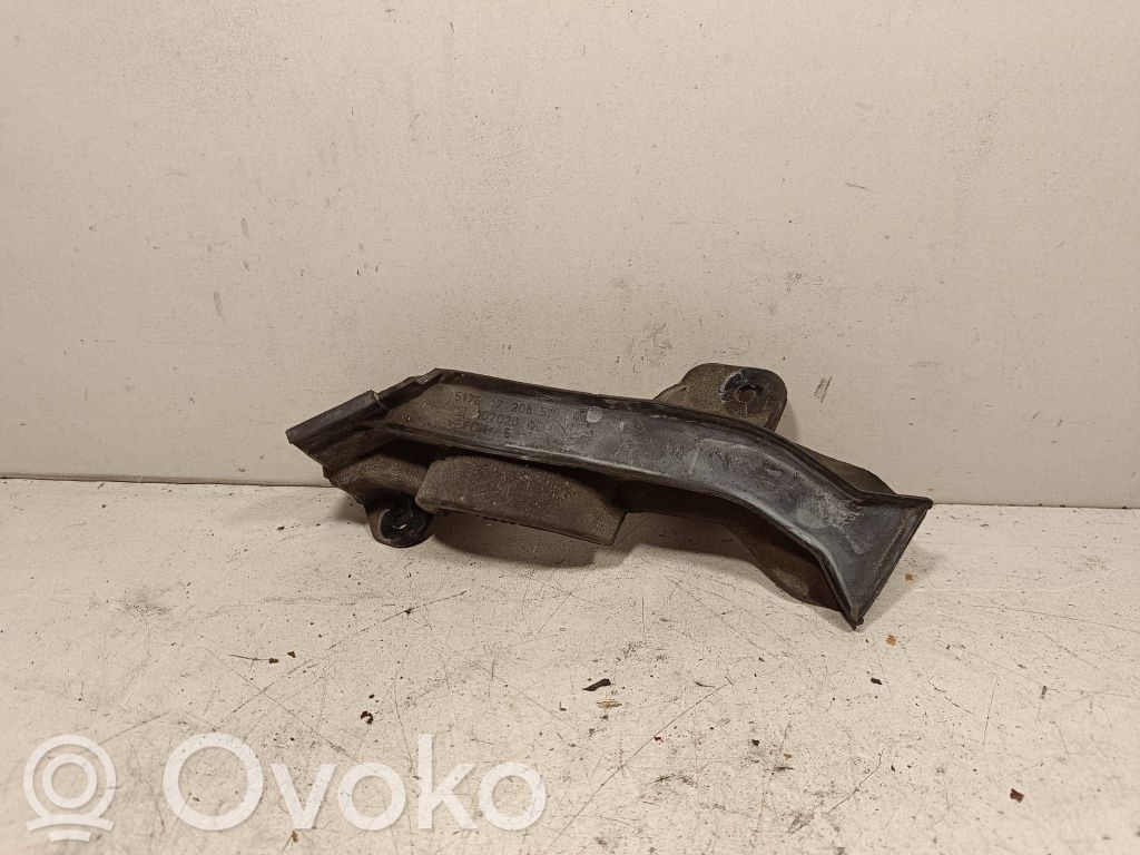 BMW 5 F10 F11 Inne części komory silnika 