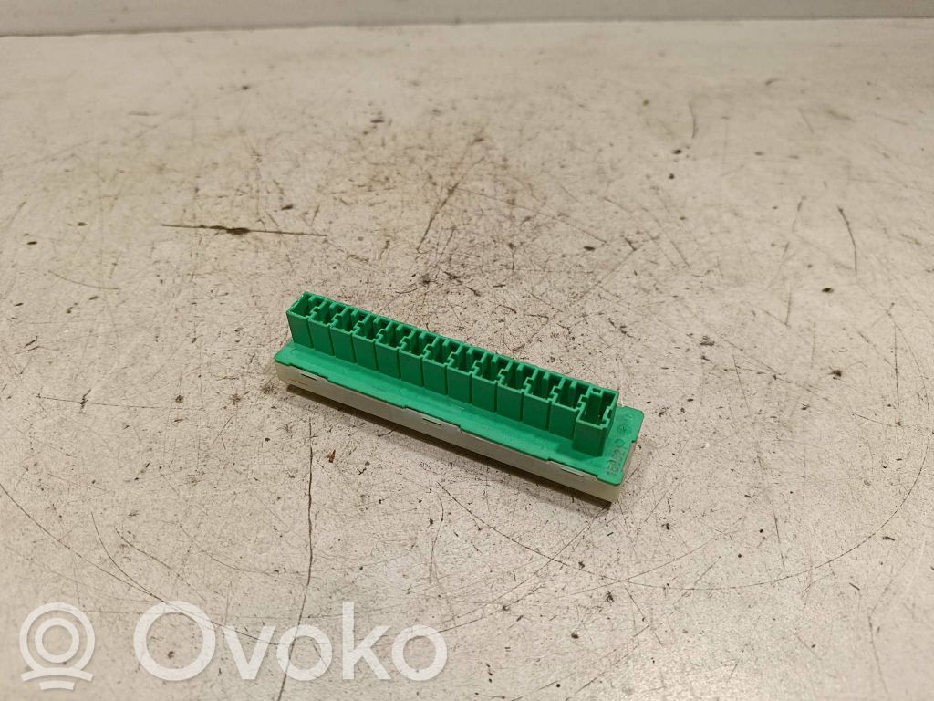 Jeep Grand Cherokee Voltage converter inverter 