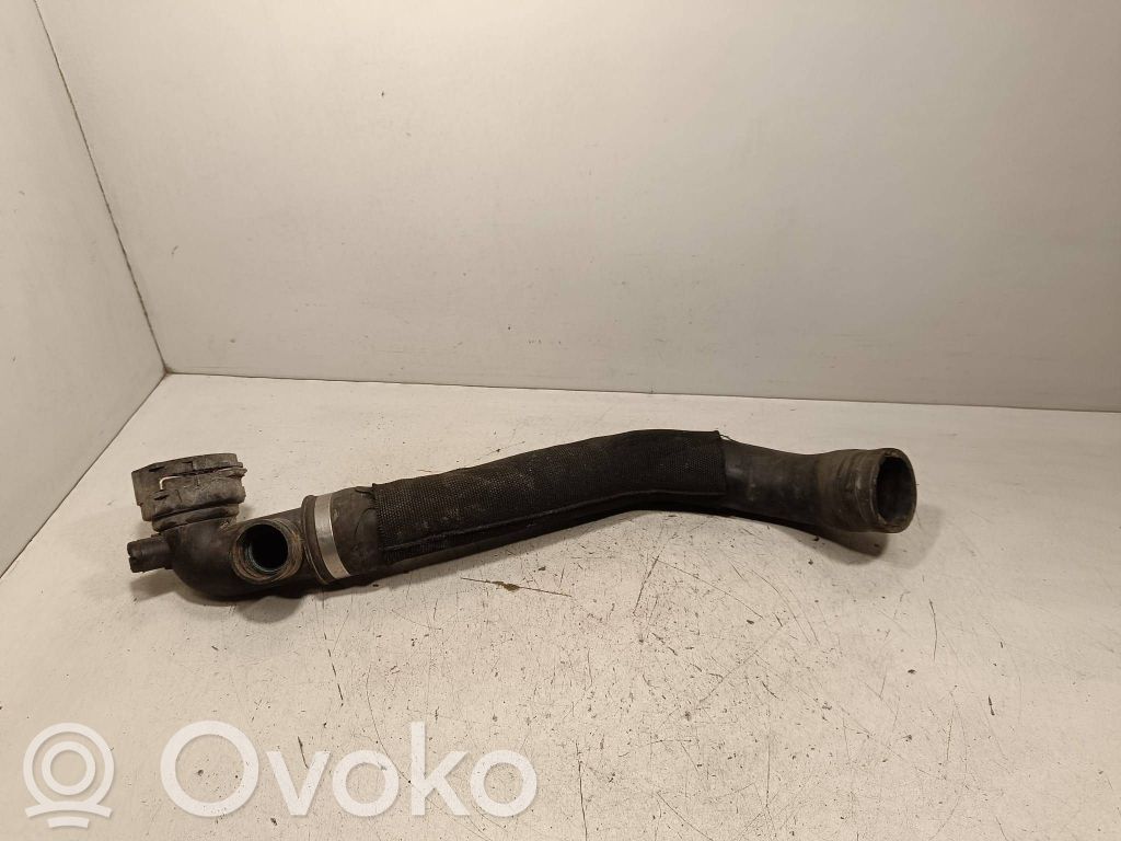 Audi A7 S7 4G Tubo flessibile del liquido di raffreddamento del motore 