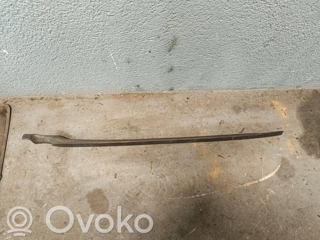 Jaguar XE Windshield trim 