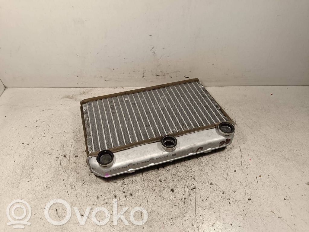 BMW X5 F15 Oro kondicionieriaus radiatorius (salone) 