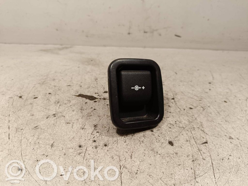 BMW X5 F15 12V Steckdose hinten 