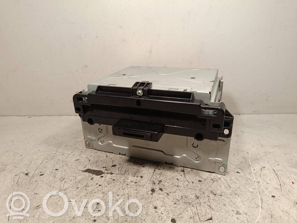 Lancia Thema Radio/CD/DVD/GPS head unit 
