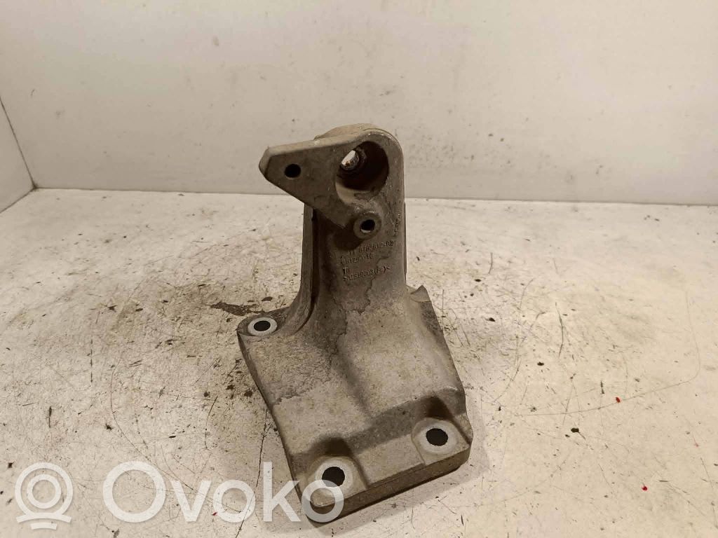BMW 3 F30 F35 F31 Engine mounting bracket 