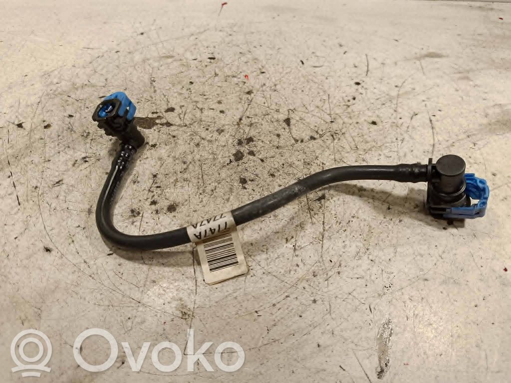 Opel Insignia B Tuyau d'alimentation conduite de carburant 