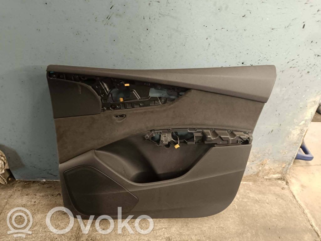 Audi Q7 4M Front door card panel trim 