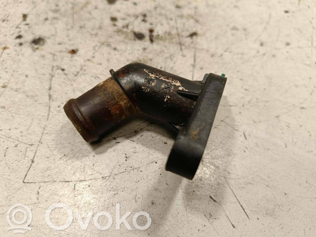 Audi Q7 4M Engine coolant pipe/hose 