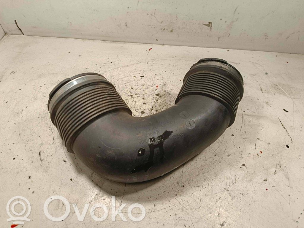 Audi Q7 4M Engine coolant pipe/hose 