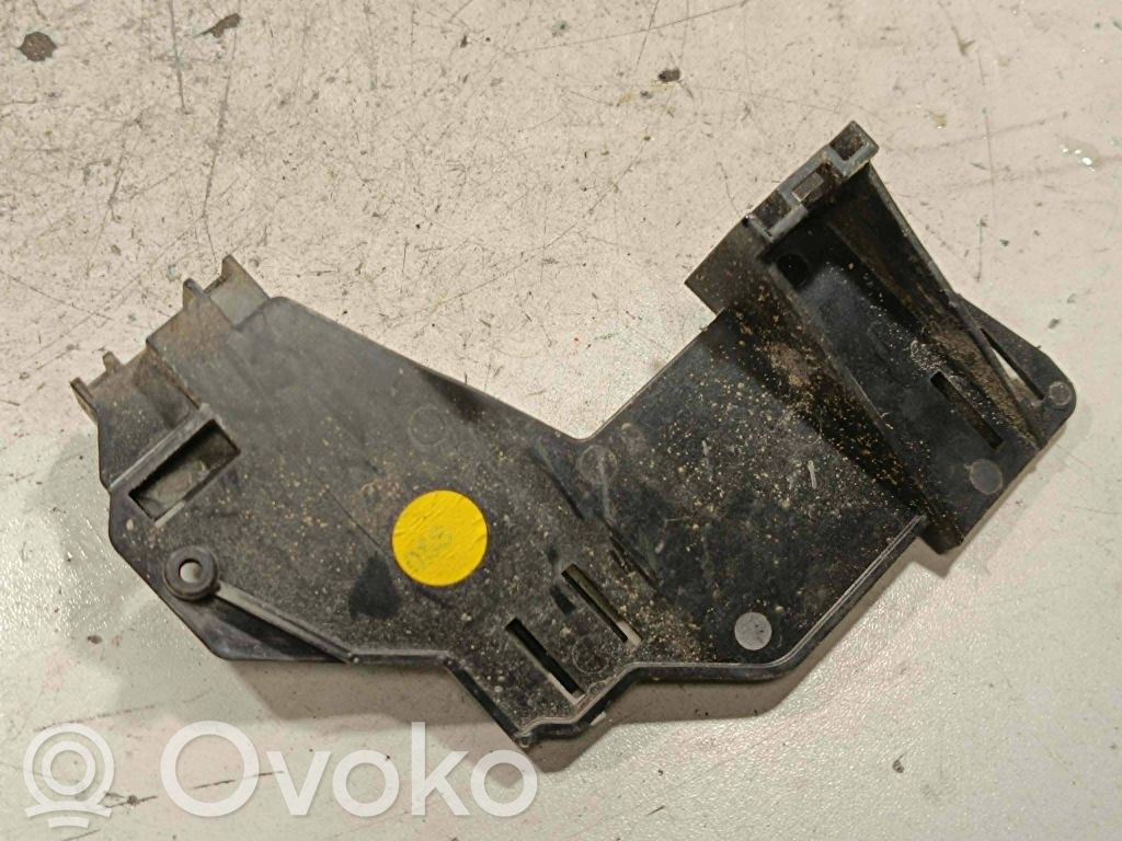 Audi Q7 4M Inne części komory silnika 