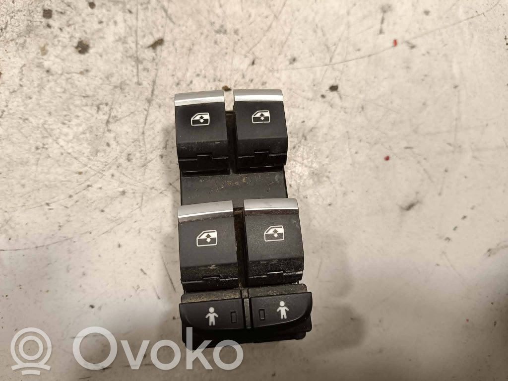 Audi Q7 4M Electric window control switch 