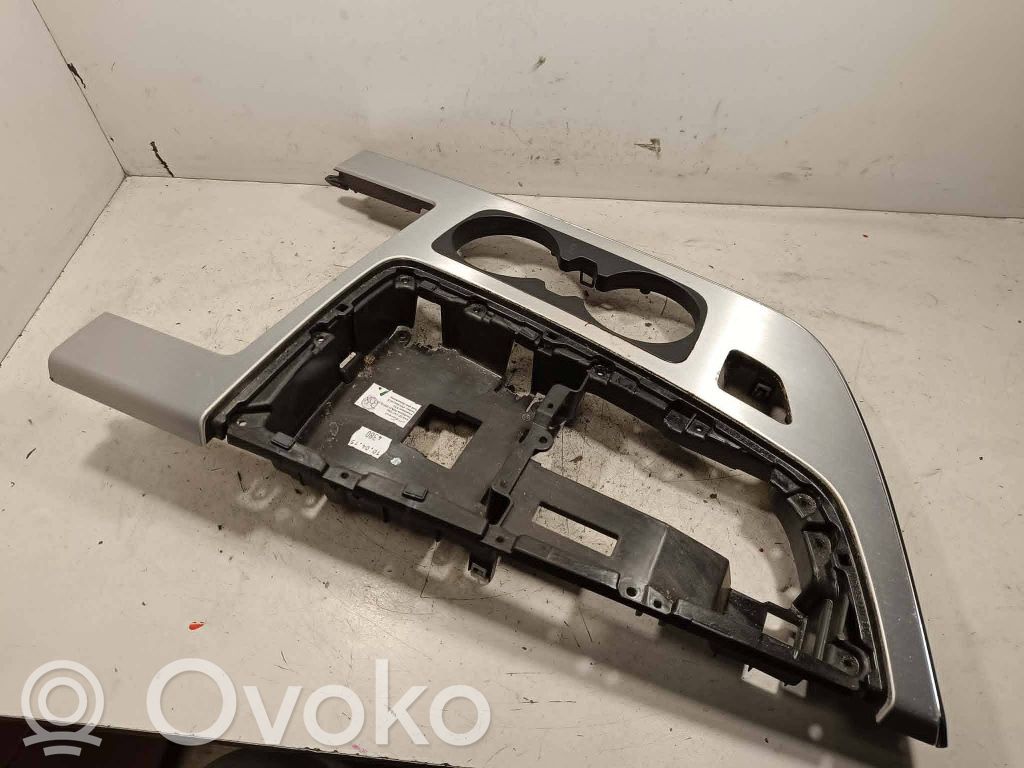 Audi Q7 4M Verkleidung Armaturenbrett Cockpit Mitte 