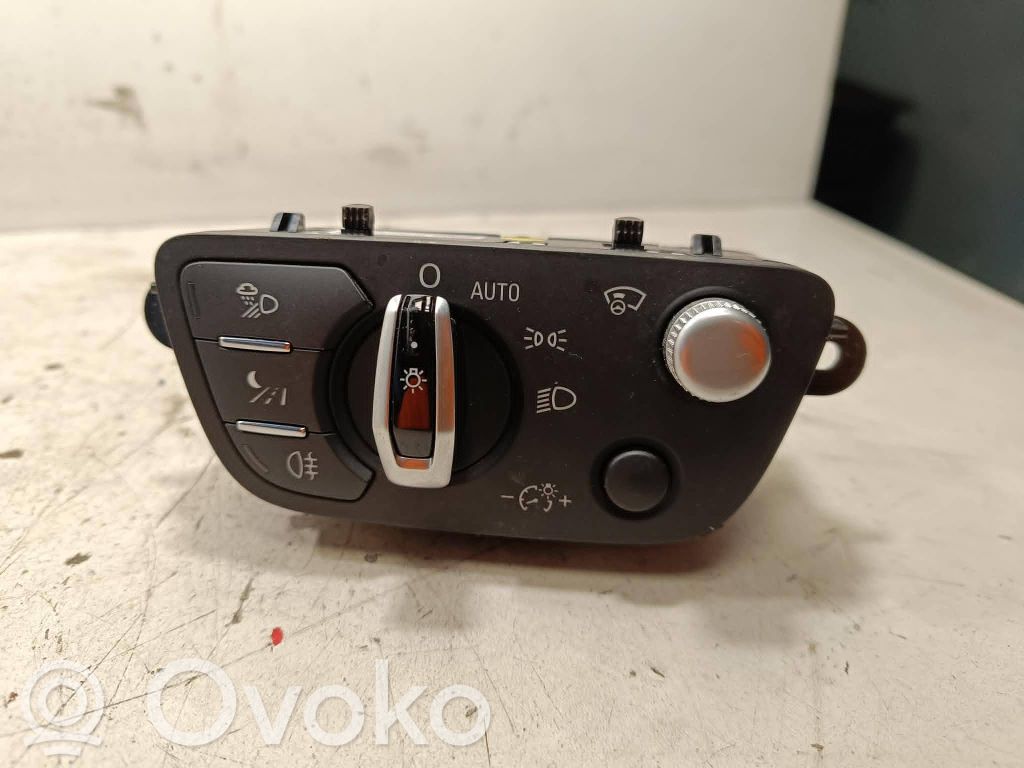 Audi SQ7 Light switch 