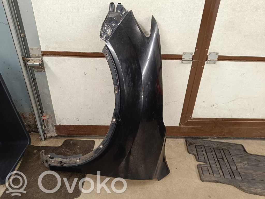 Błotnik przedni   F31014CCMA