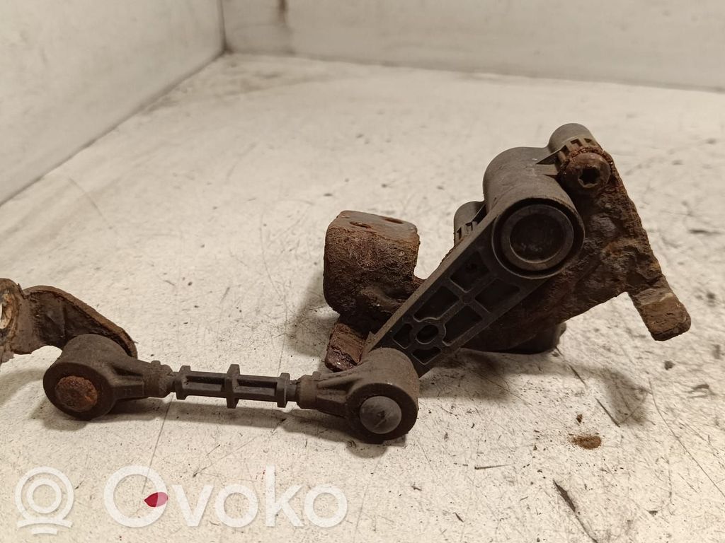 Jaguar XF X260 Rear suspension height sensor lever 