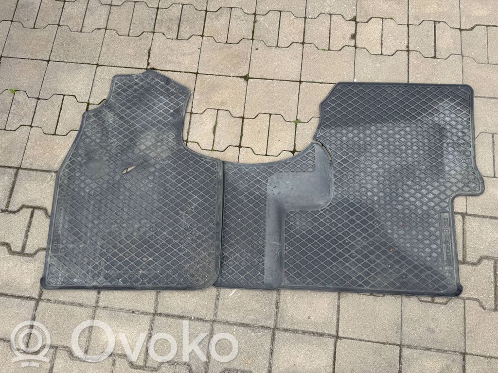 Dywan wewnętrzny   B66570012