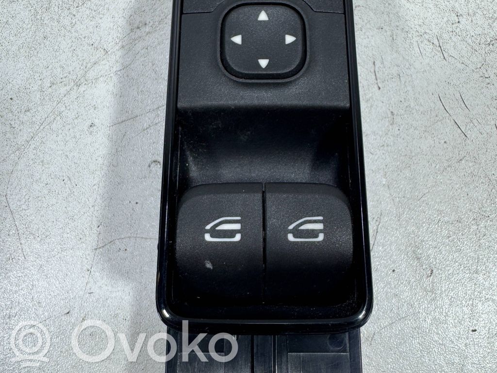 Mercedes-Benz Sprinter W907 W910 Przyciski szyb 
